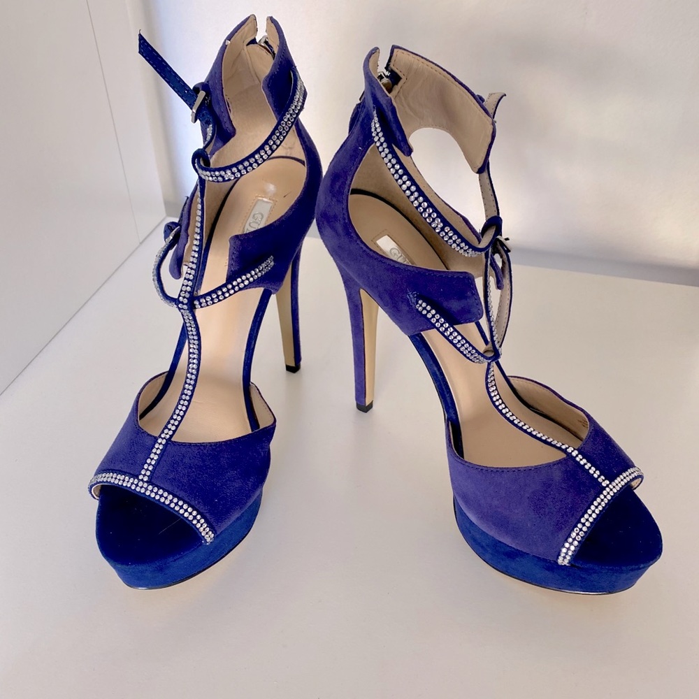 Guess Suede Strappy Platforms with Crystals  NWOT